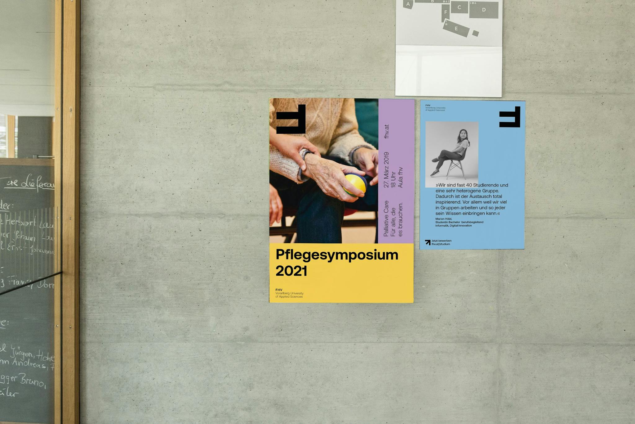 FHV Branding 2021: Plakate im Treppenhaus © Zeughaus Design