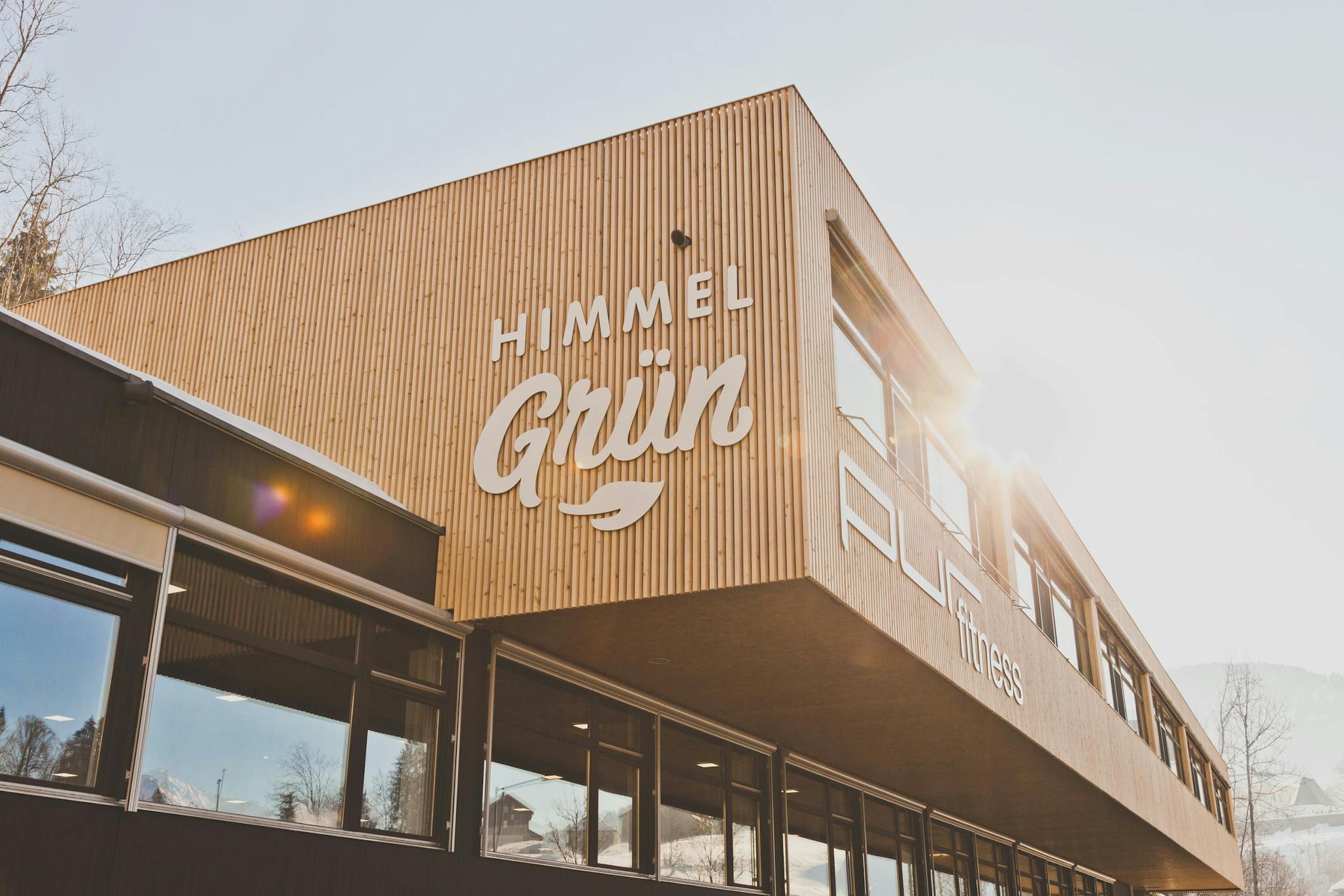 Himmelgrün-Branding_Logo-Fassade © Patricia Keckeis