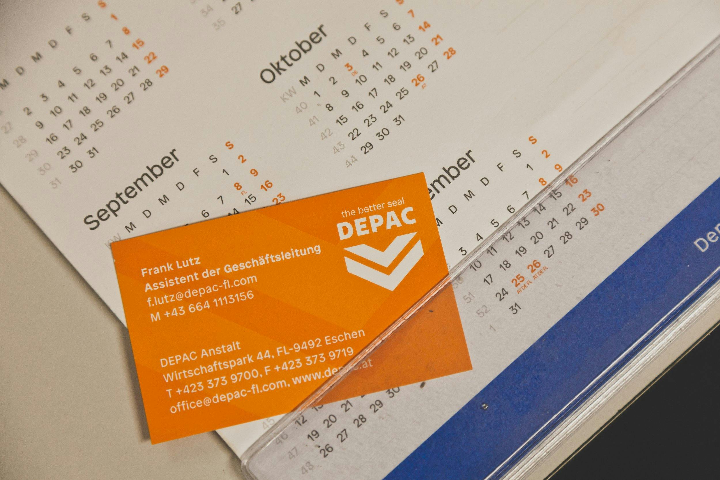 DEPAC-Branding_Visitenkarte-Kalender © Patricia Keckeis
