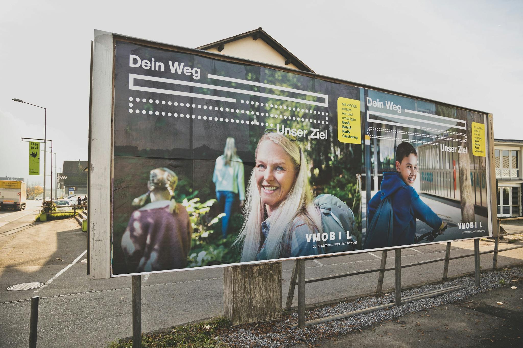 VMOBIL Kampagne „Dein Weg – unser Ziel“ Bogenplakat Schulweg und Wanderausflug © Patricia Keckeis