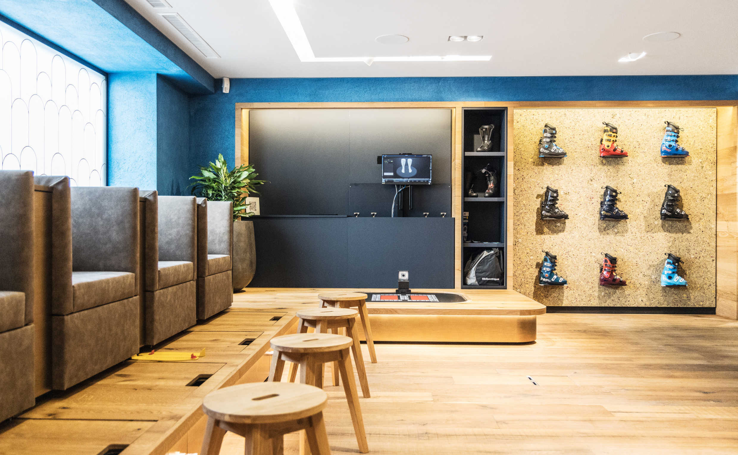 Skibootique, Zeughaus Design