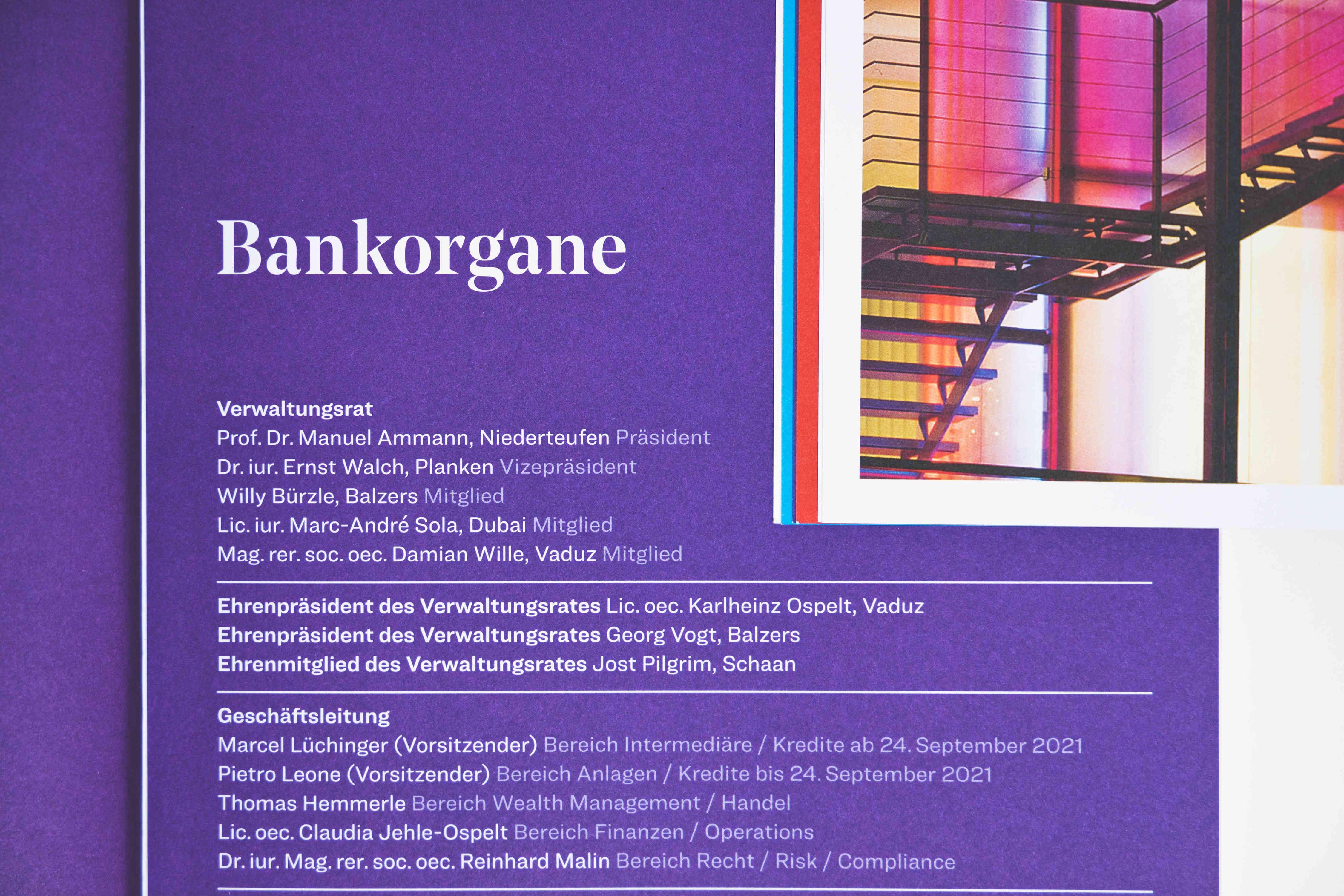 Neue Bank AG Brand Design, Zeughaus Design