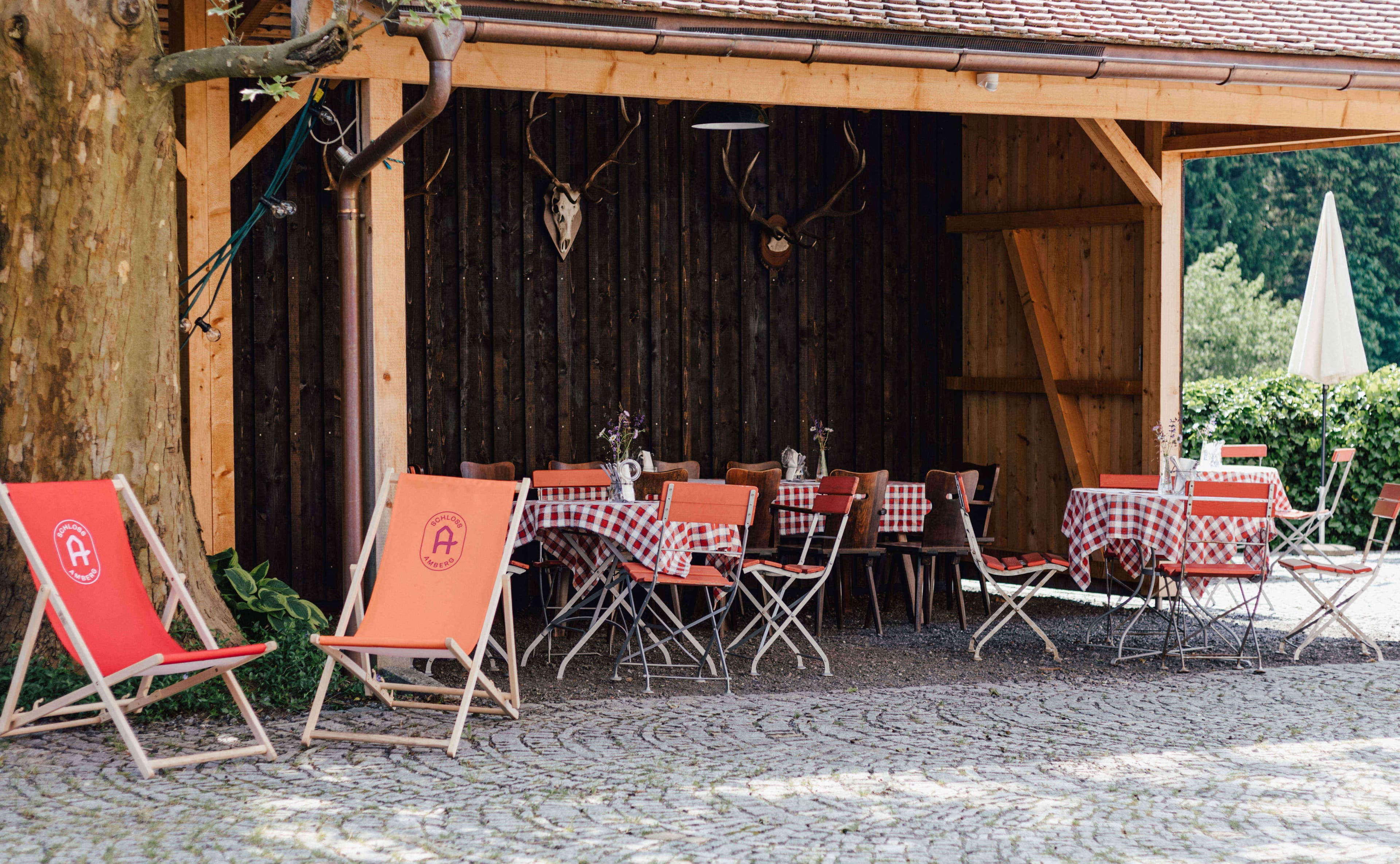 Schloss Amberg Branding, Zeughaus Designughaus Design