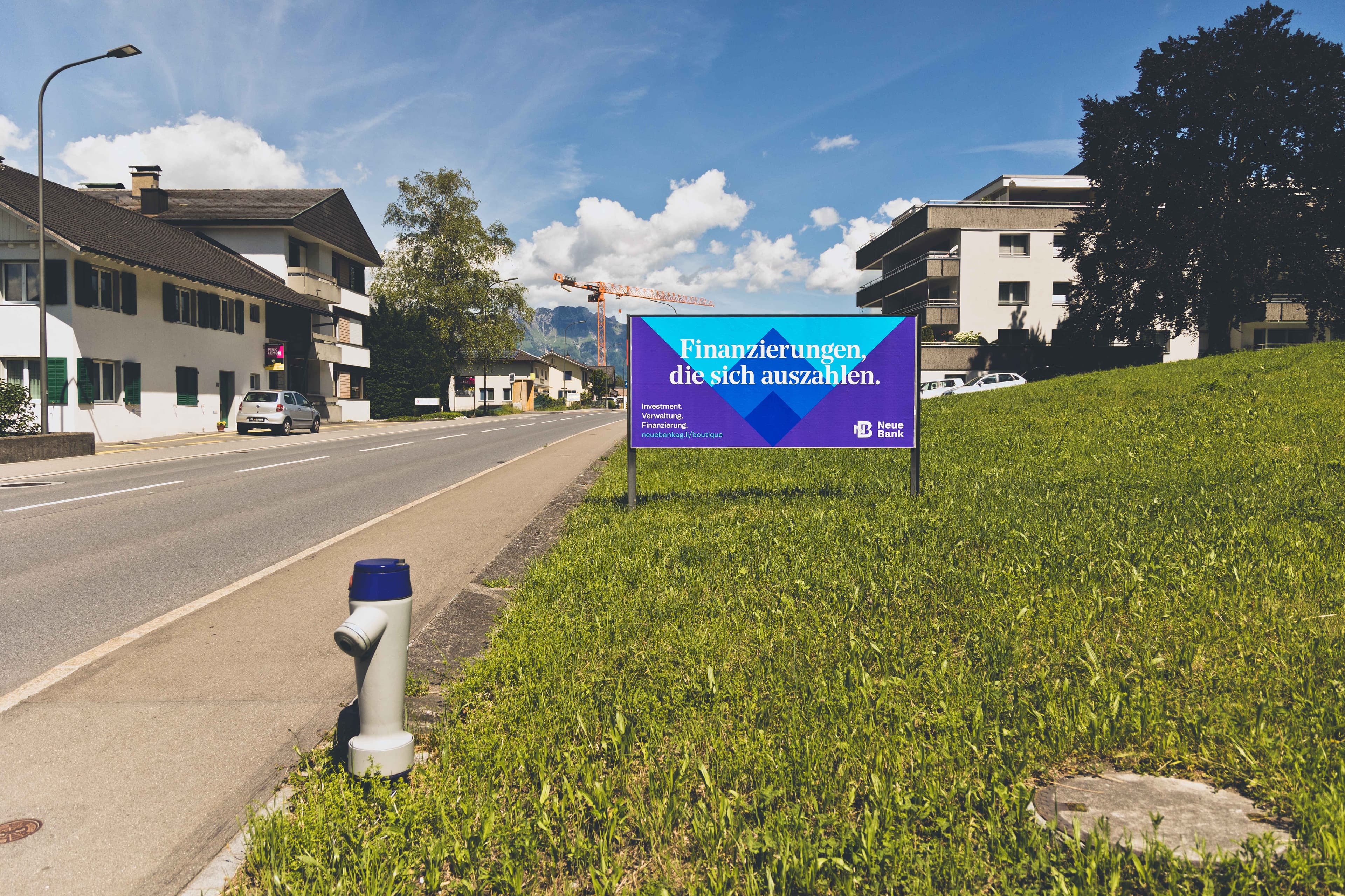 Neue Bank Kampagne, Zeughaus Design