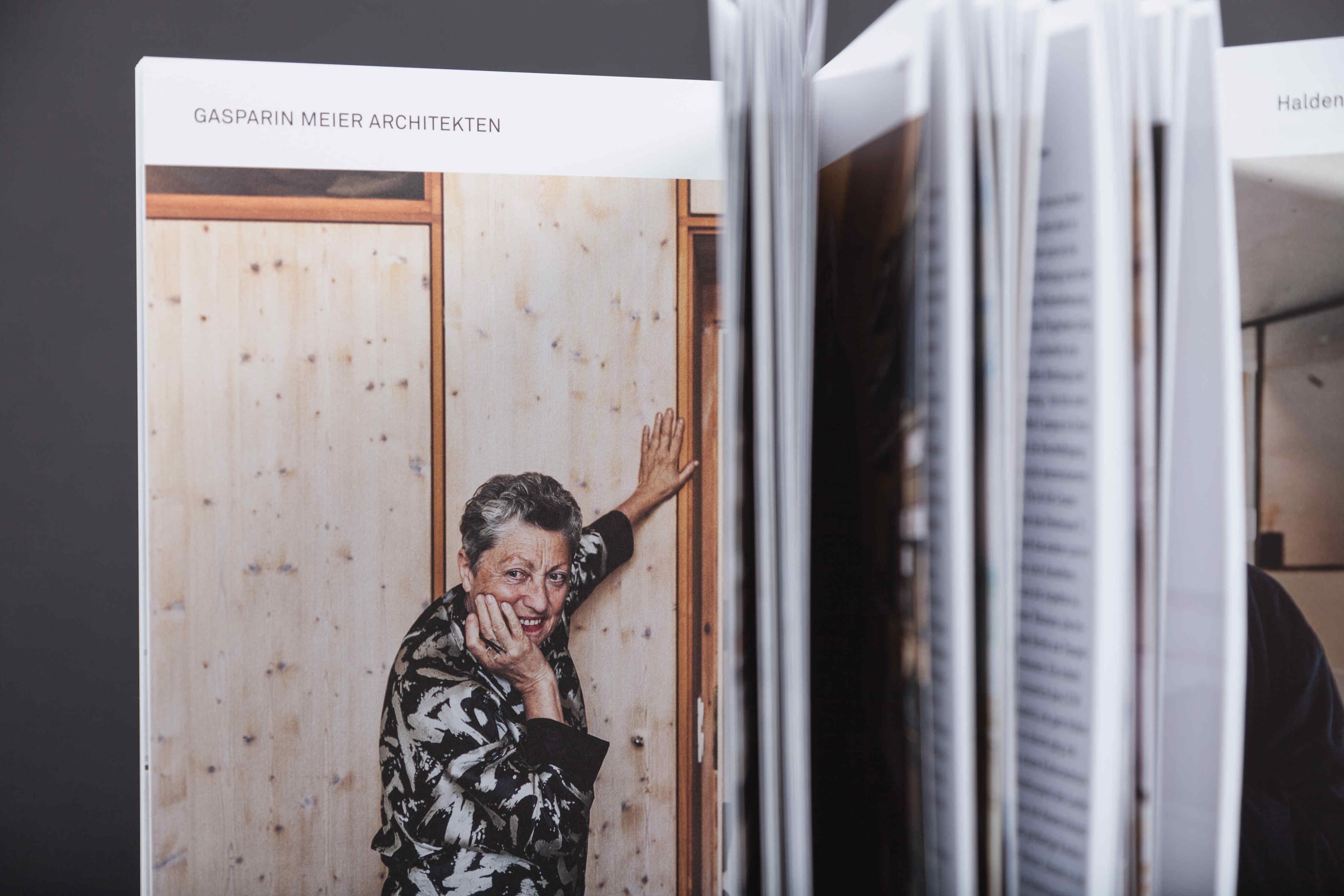 33 Interviews zur Architektur, Zeughaus Design