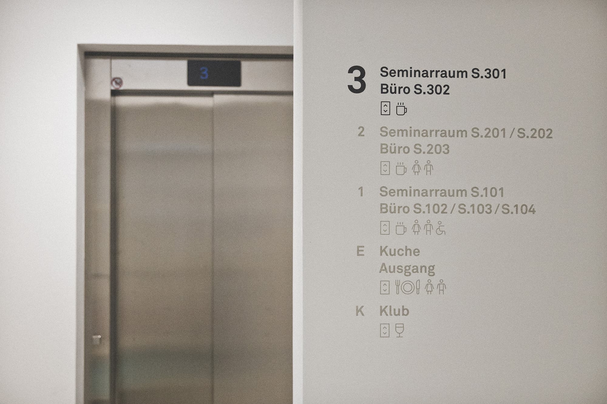 Schaffarei Signaletik, Zeughaus Design